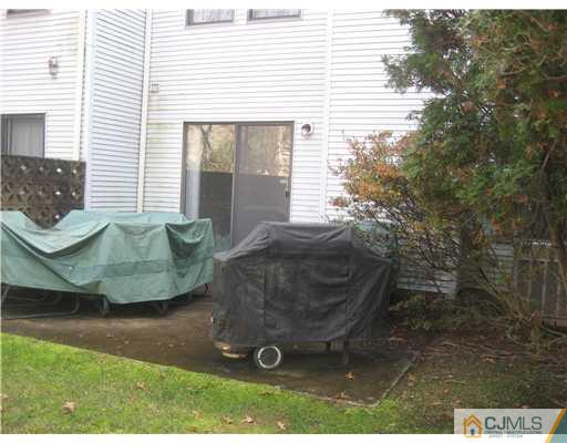 4804 Stonehedge Road Edison, NJ 08820 - Photo 21 of 23 Gallery Image 21