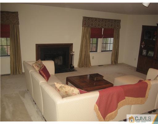 4804 Stonehedge Road Edison, NJ 08820 - Photo 23 of 23 Gallery Image 23