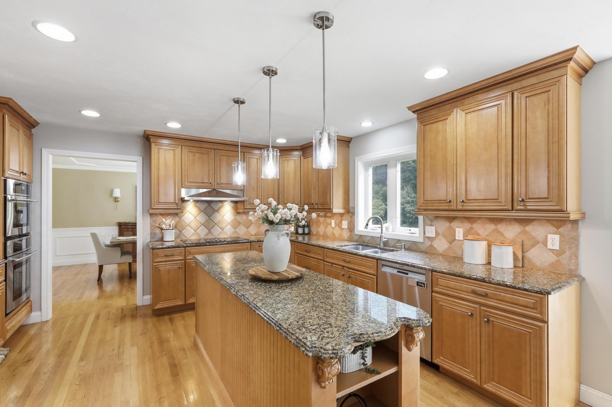 15 Northland Road Windham, NH 03087 - Photo 3 of 54