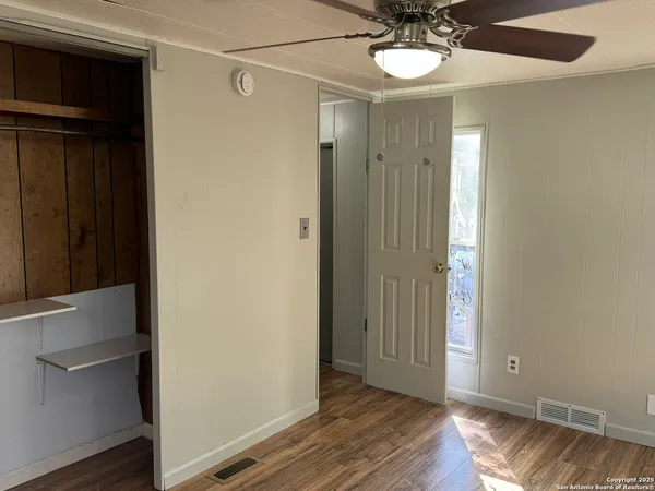 $1,000 | 8415 Braewick Drive, San Antonio, TX 78239