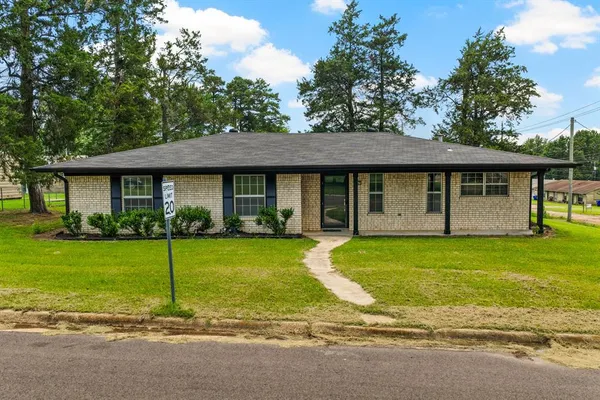 $215,000 | 607 West Campbell Street, Linden, TX 75563