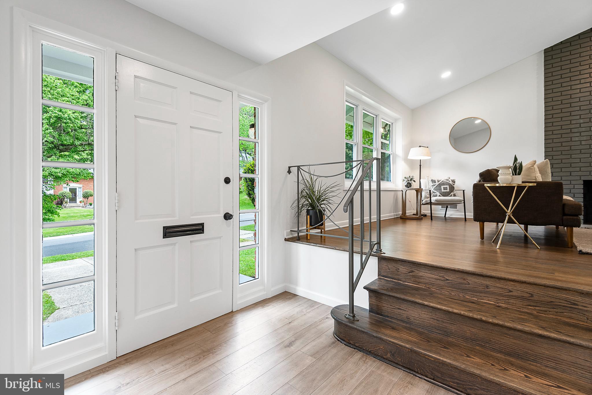 11610 Gilsan Street Silver Spring, MD 20902 - Photo 5 of 43 Gallery Image 5