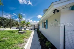 $2,200 | 232 Pocono Trail East, Nokomis, FL 34275