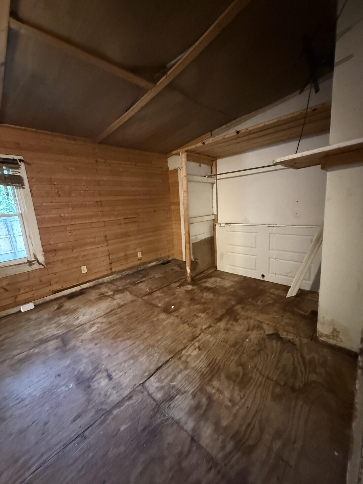 79 Toland Street London, OH 43140 - Photo 7 of 14