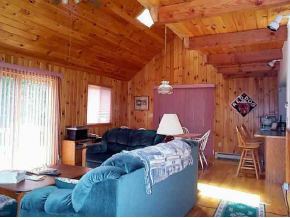 103 Circuit Road Ossipee, NH 03864 - Photo 3 of 6