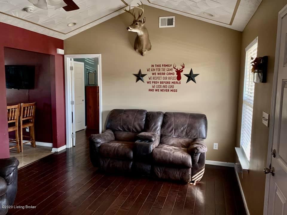 255 Madison Rae Boulevard Shepherdsville, KY 40165 - Photo 4 of 21 MR LR3