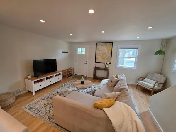 $259,900 | 125 Highway 48, Cumberland, WI 54829