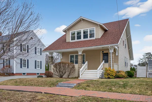 $599,000 | 36 Colonial Road, Portland, ME 04102