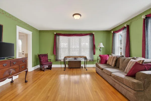 $599,000 | 36 Colonial Road, Portland, ME 04102