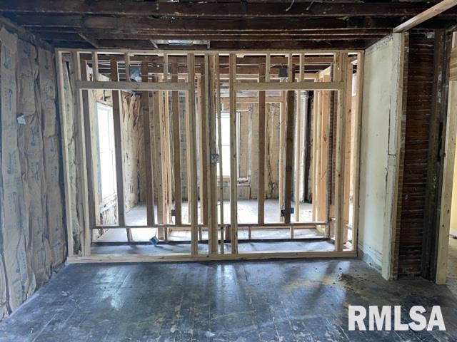 931 East Cantrell Street Decatur, IL 62521 - Photo 12 of 18