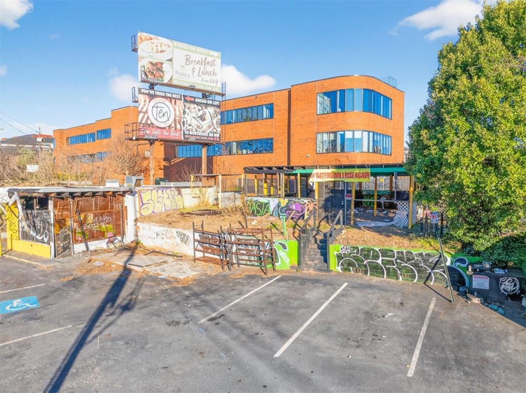 226 Northside Drive Southwest Atlanta, GA 30313 - Photo 14 of 15