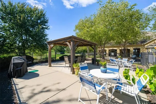 $325,000 | 16009 Fontana Street, Unit 240, Overland Park, KS 66085