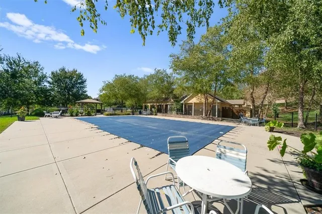 $325,000 | 16009 Fontana Street, Unit 240, Overland Park, KS 66085