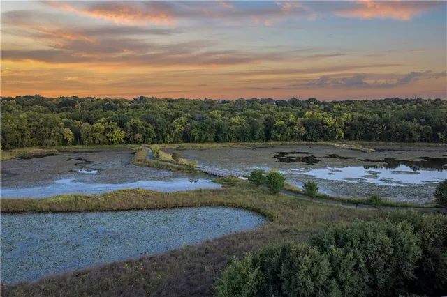 $325,000 | 16009 Fontana Street, Unit 240, Overland Park, KS 66085