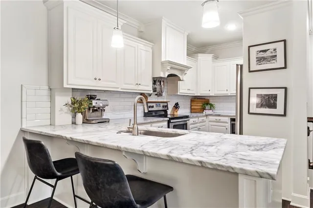 $325,000 | 16009 Fontana Street, Unit 240, Overland Park, KS 66085