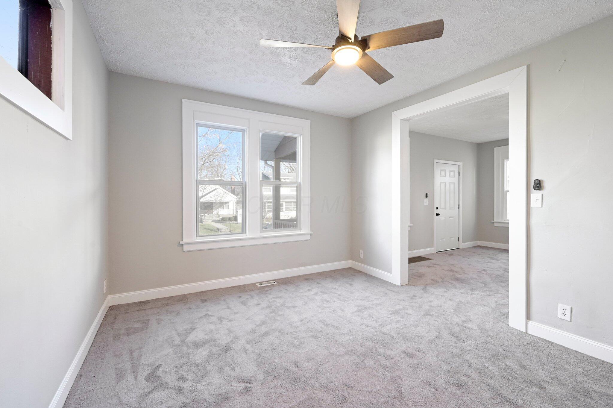 739 Berkeley Road Columbus, OH 43205 - Photo 7 of 39 Dining Room to Living Room