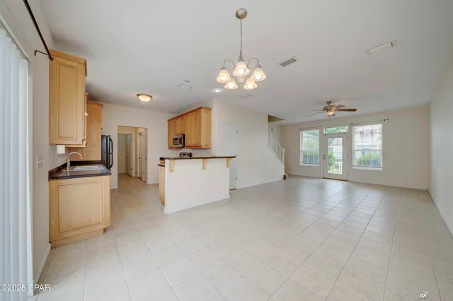 $2,000 | 2608 Laurel Drive, Panama City, FL 32404