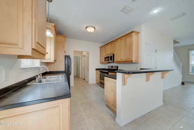 $2,000 | 2608 Laurel Drive, Panama City, FL 32404