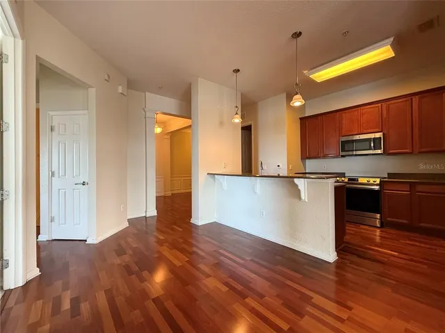 $2,300 | 3362 Robert Trent Jones Drive, Unit 40807, Orlando, FL 32835