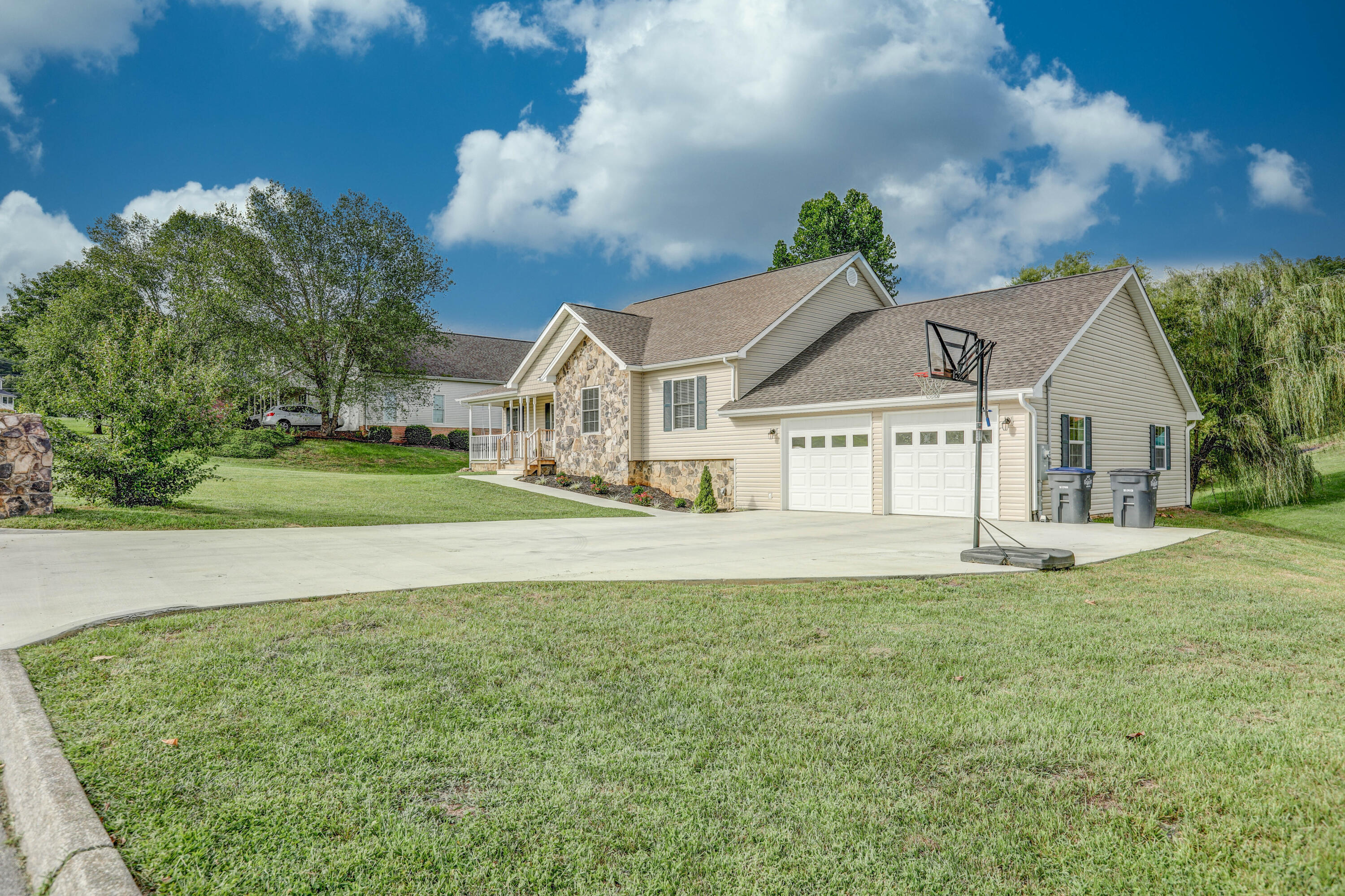3420 Bailey Ranch Road Kingsport, TN 37660 - Photo 3 of 55 B42A9158_59_60_61_62-Edit