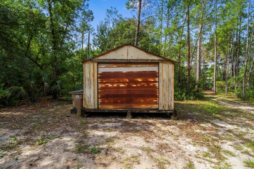 24607 Polar Bear Road Paisley, FL 32767 - Photo 41 of 47