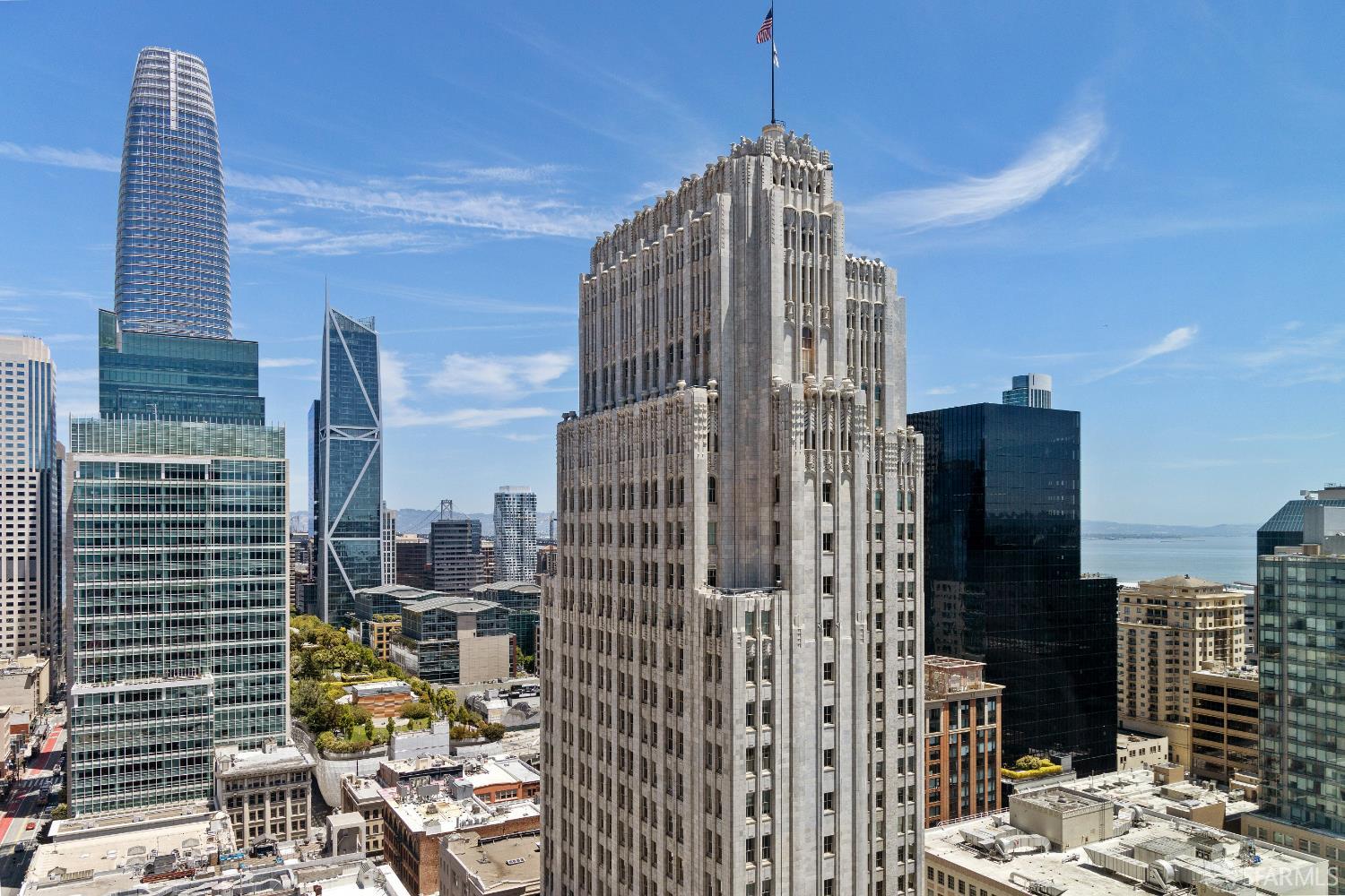 188 Minna, Unit 24A San Francisco, CA 94105 - Photo 16 of 43 a view of a city with tall buildings