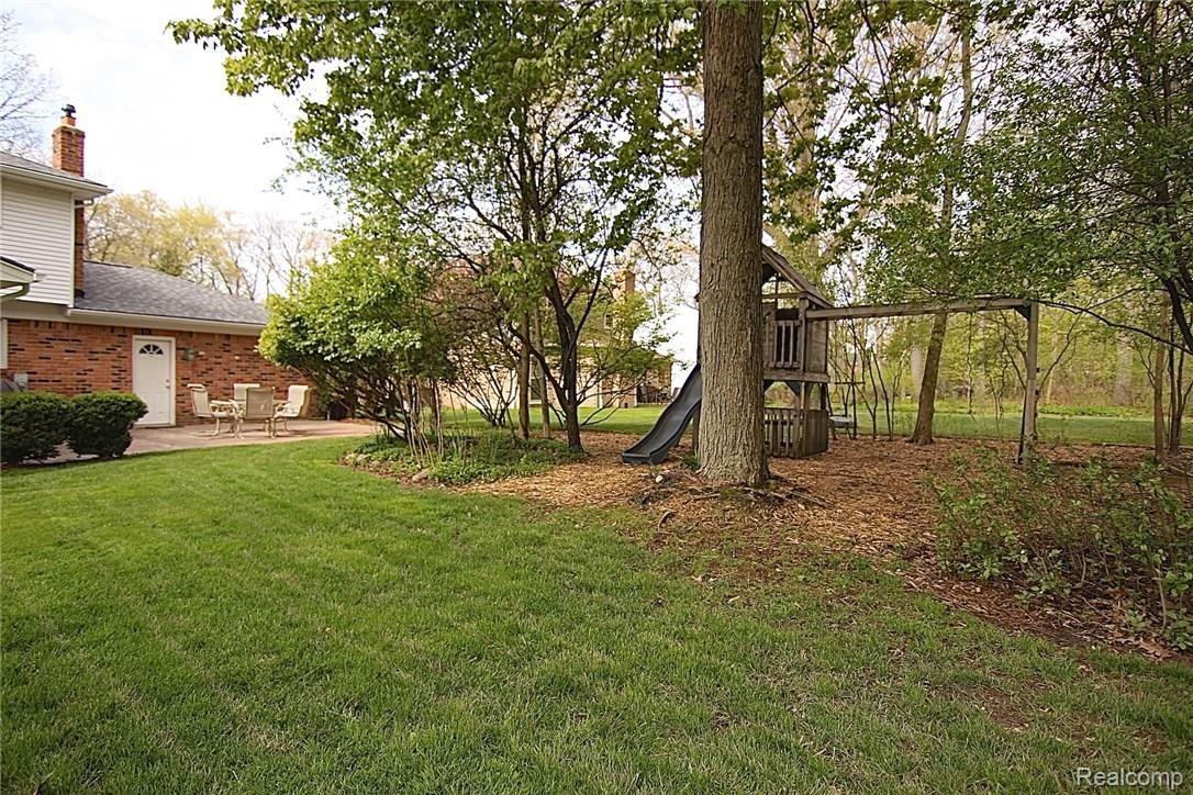 1651 North Kilburn Road Rochester, MI 48306 - Photo 36 of 52 IMG_8227.JPG