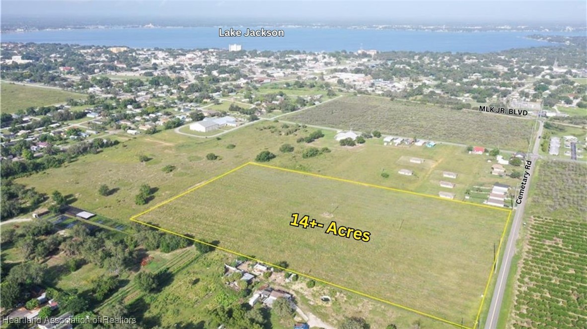 3621 Cemetery Road Sebring, FL 33870 - Photo 2 of 15