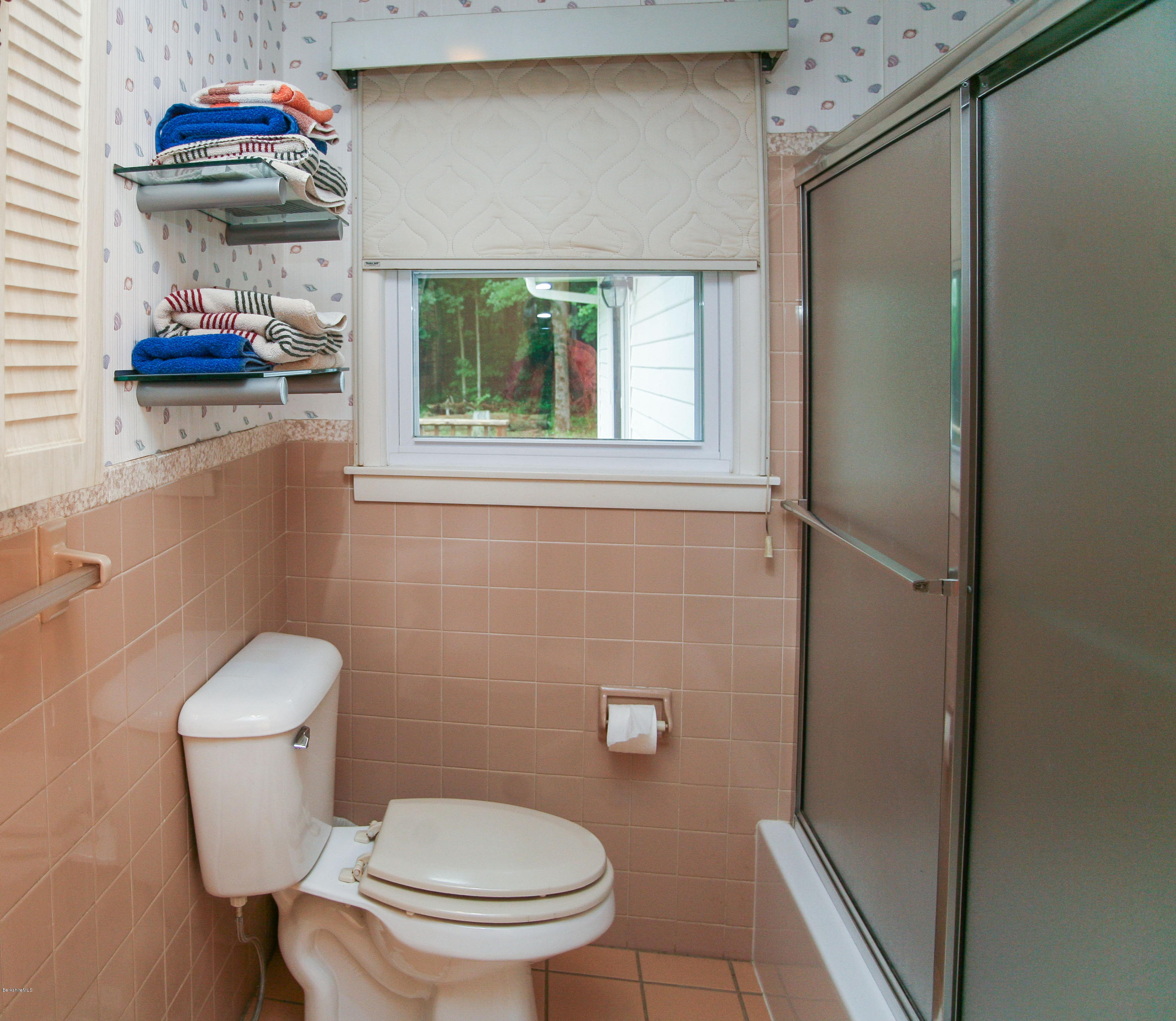 1799 Dublin Road Richmond, MA 01254 - Photo 21 of 30 Guest Bath
