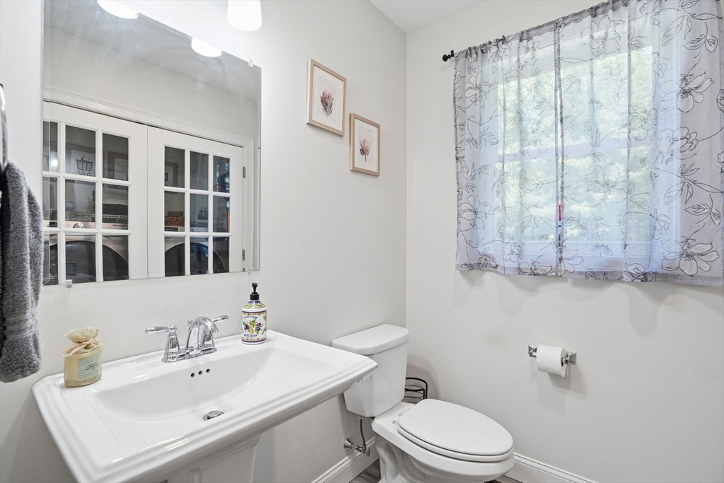 59 Oldfield Road Bridgewater, MA 02324 - Photo 24 of 42