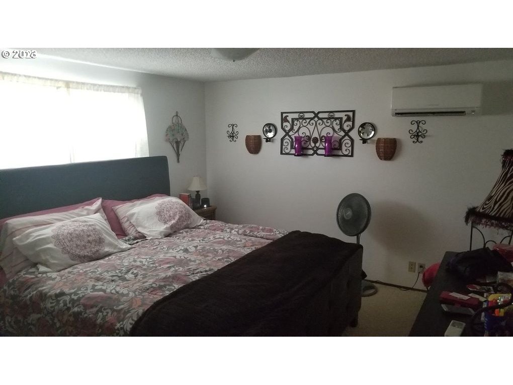 3805-3807 E Street Springfield, OR 97478 - Photo 11 of 16 Gallery Image 11