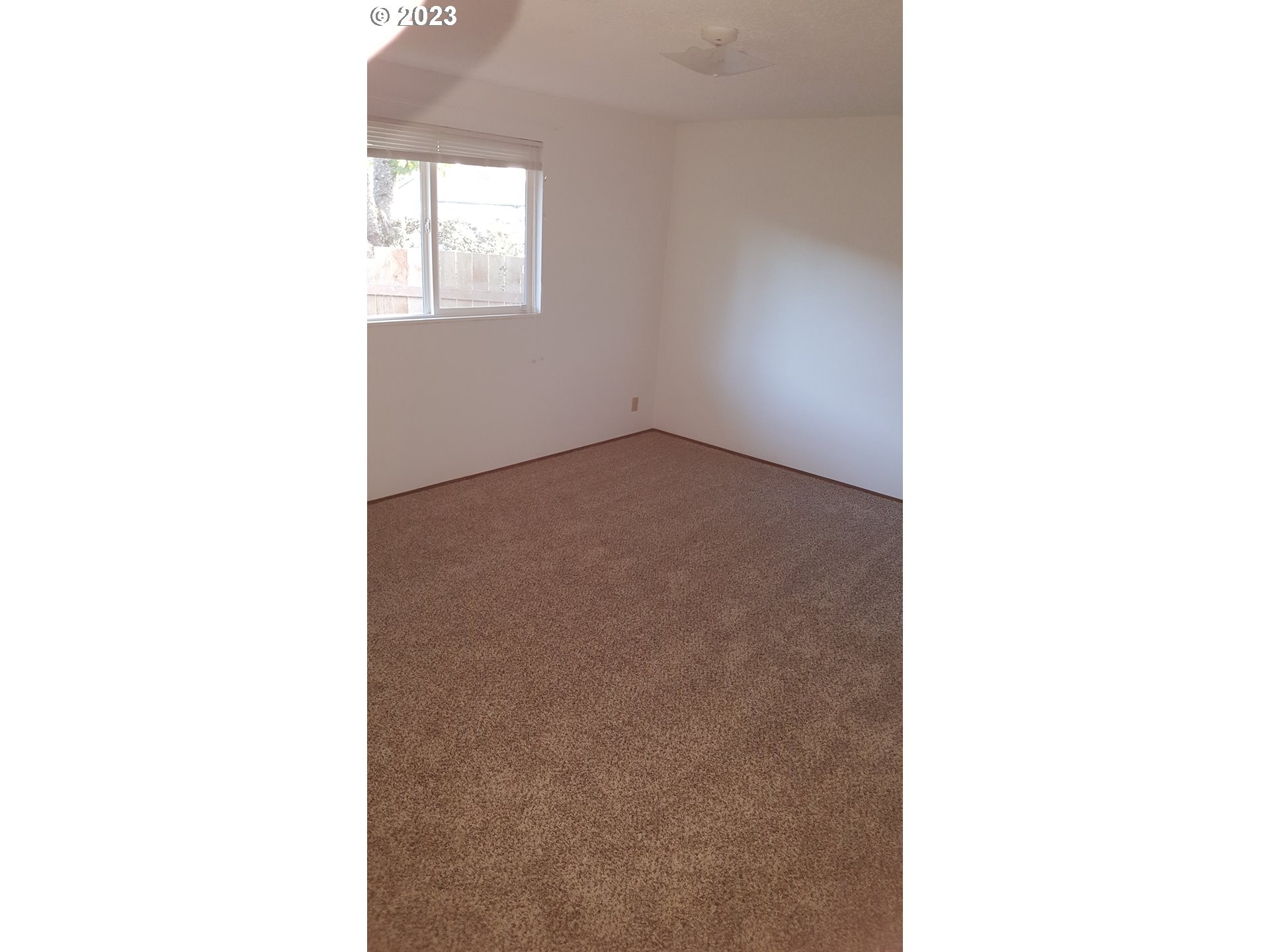 3805-3807 E Street Springfield, OR 97478 - Photo 15 of 16 Gallery Image 15