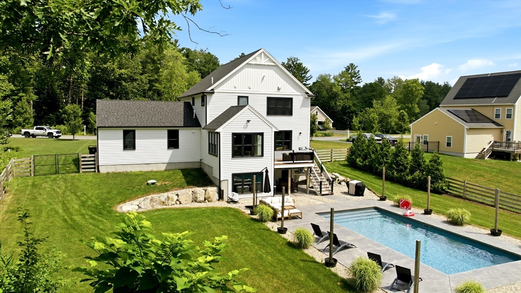 3 Trinity Circle Bridgewater, MA 02324 - Photo 10 of 42