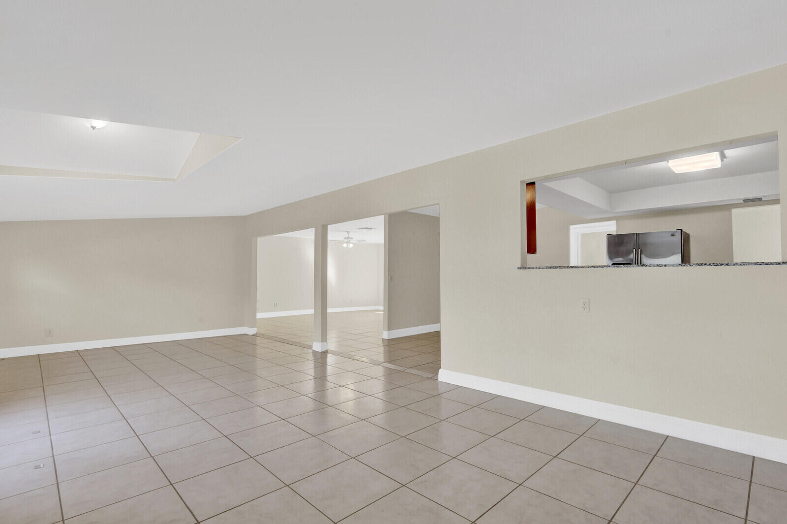 8074 Southeast River Lane Stuart, FL 34997 - Photo 11 of 43 12_Image_12_mls