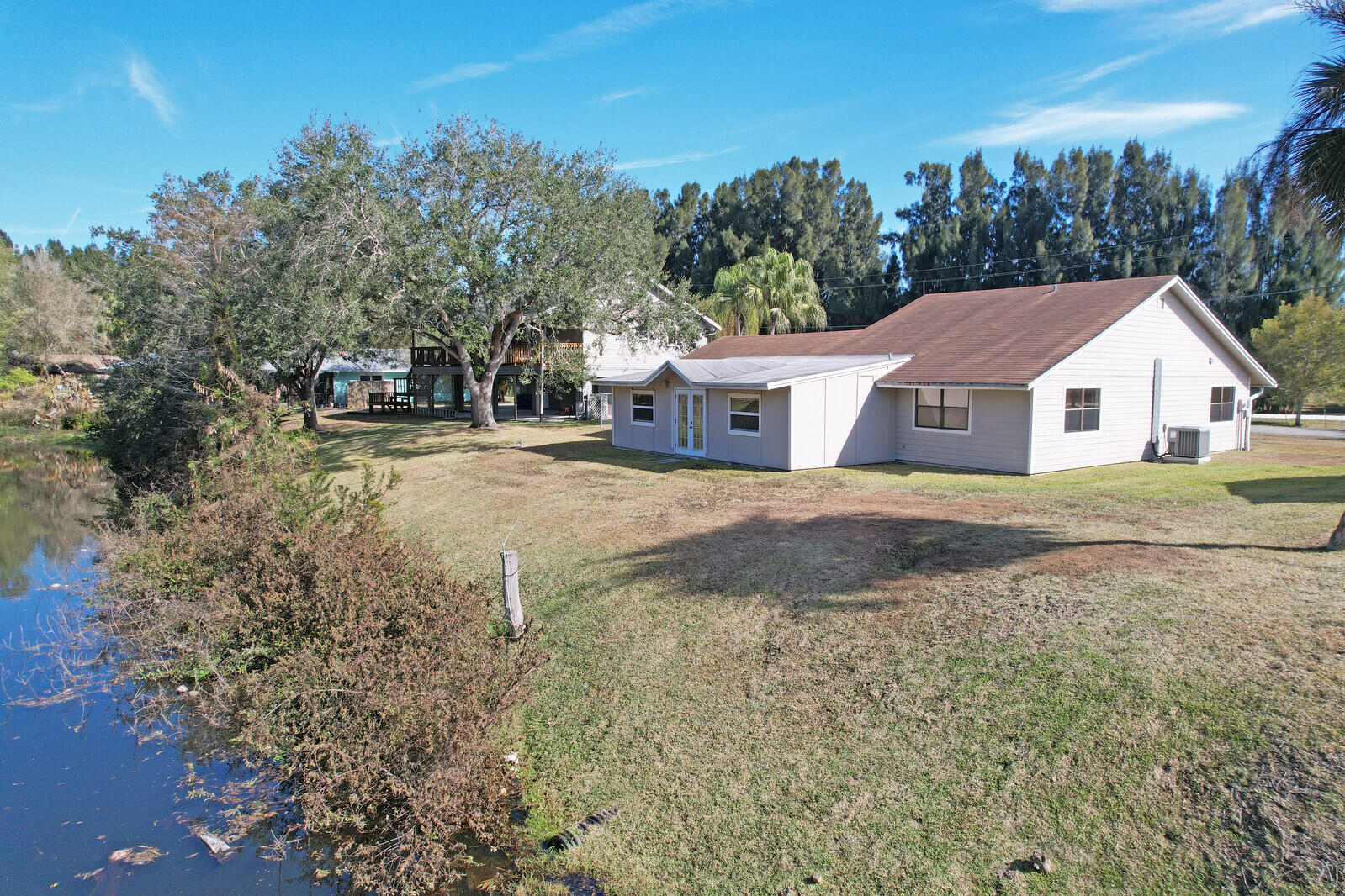 8074 Southeast River Lane Stuart, FL 34997 - Photo 34 of 43 45_Aerial_5_mls