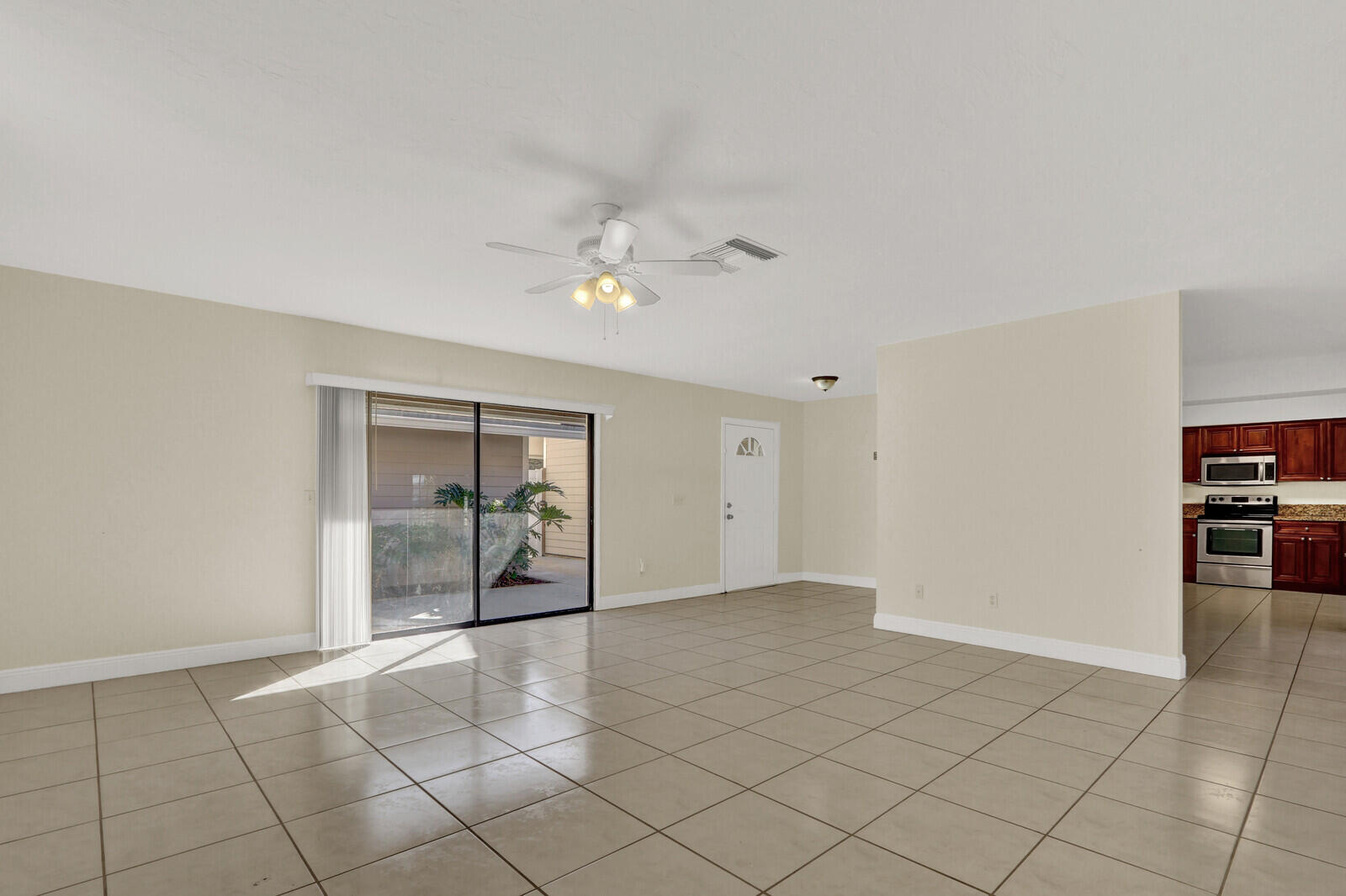 8074 Southeast River Lane Stuart, FL 34997 - Photo 7 of 43 08_Image_8_mls