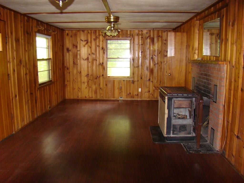 55 Shore Drive Templeton, MA 01468 - Photo 4 of 6