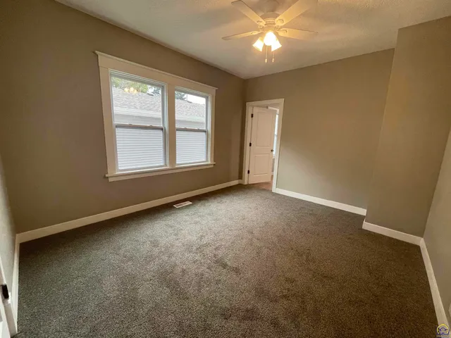 $214,900 | 1118 Mechanic Street, Emporia, KS 66801