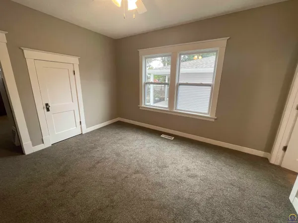 $214,900 | 1118 Mechanic Street, Emporia, KS 66801