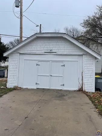 $214,900 | 1118 Mechanic Street, Emporia, KS 66801