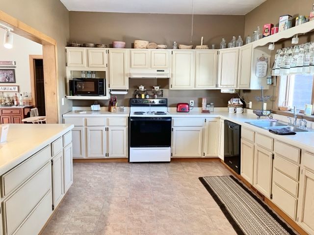 7436 West Henry Road Polo, IL 61064 - Photo 22 of 58 Gallery Image 22