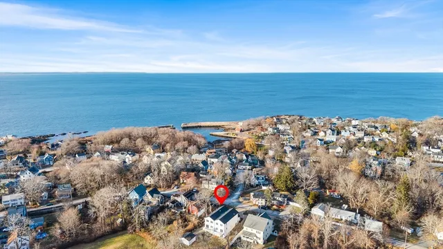 $1,050,000 | 43 High Street, Unit B, Gloucester, MA 01930