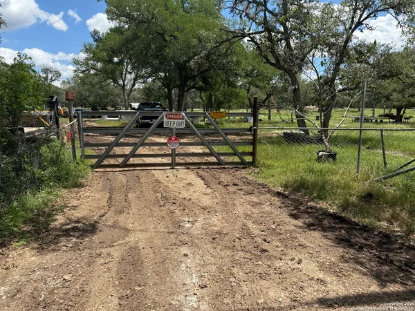 $310,000 | 30602 Krueger Road, Bulverde, TX 78163