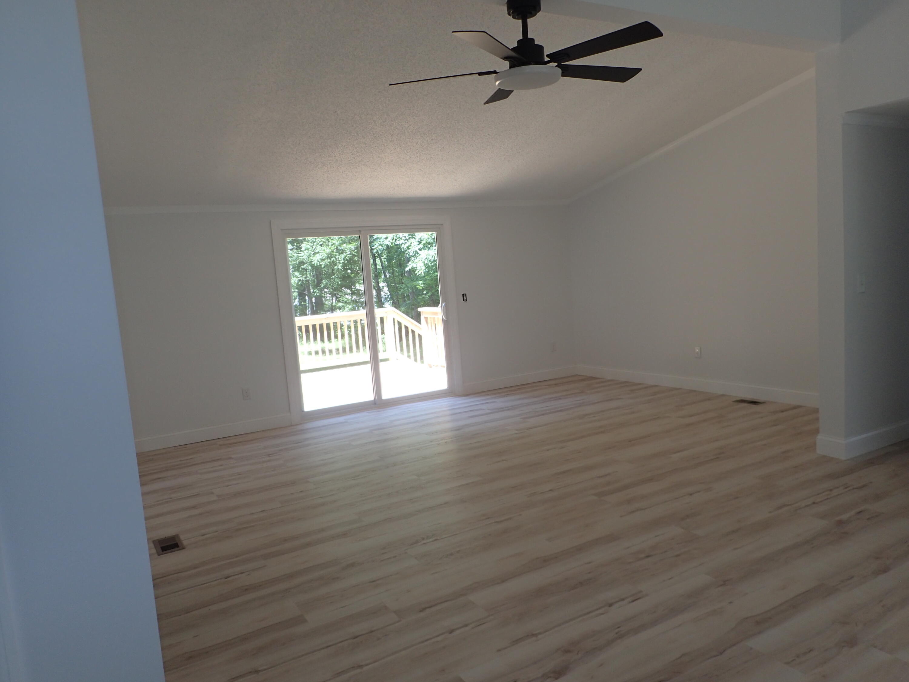 27 Blackberry Hill Road Berwick, ME 03901 - Photo 10 of 11 P6290327