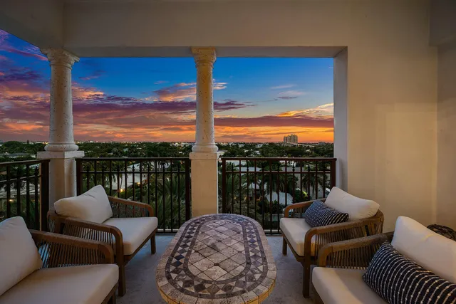 $2,100,000 | 155 South Ocean Avenue, Unit 606, Palm Beach Shores, FL 33404