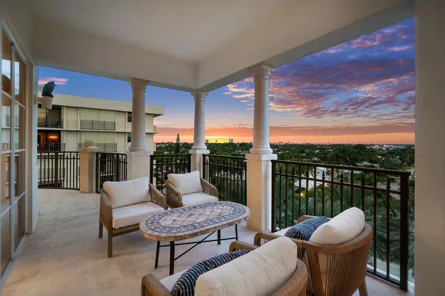 $2,100,000 | 155 South Ocean Avenue, Unit 606, Palm Beach Shores, FL 33404