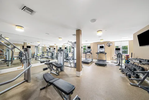 $2,100,000 | 155 South Ocean Avenue, Unit 606, Palm Beach Shores, FL 33404