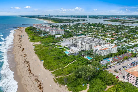 $2,100,000 | 155 South Ocean Avenue, Unit 606, Palm Beach Shores, FL 33404