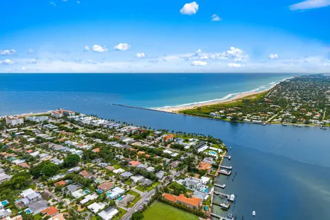 $2,100,000 | 155 South Ocean Avenue, Unit 606, Palm Beach Shores, FL 33404