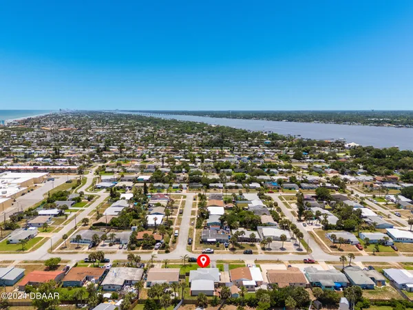 an aerial view of multiple house